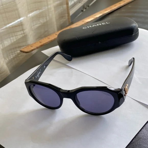 Chanel Black Sunglasses with Gold CC logo Accents - Picture 7 of 8